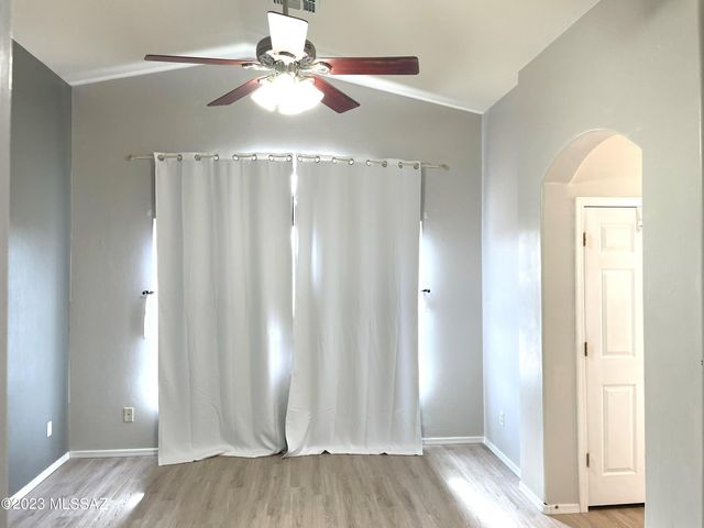 11024 S Driscoll Mountain Drive, Vail, AZ 85641