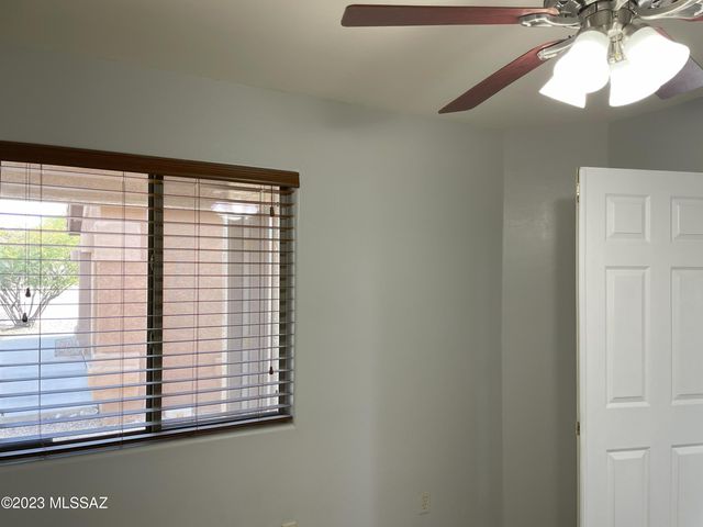 11024 S Driscoll Mountain Drive, Vail, AZ 85641