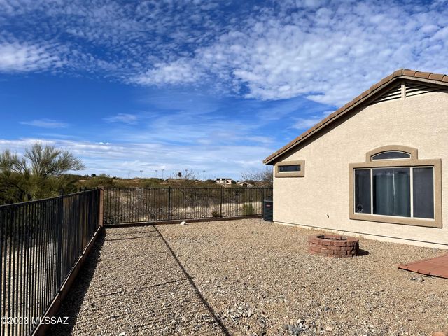 11024 S Driscoll Mountain Drive, Vail, AZ 85641