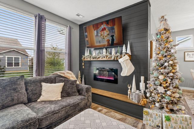 913 Zeller Circle, Pickerington, OH 43147