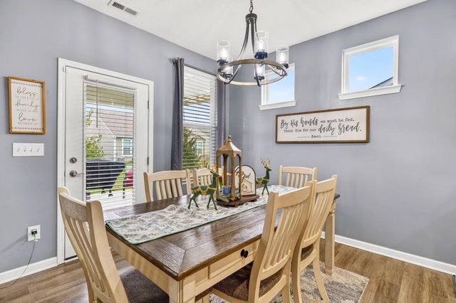 913 Zeller Circle, Pickerington, OH 43147