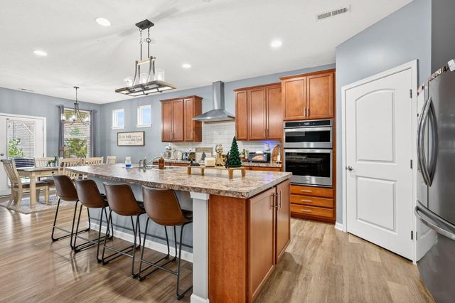 913 Zeller Circle, Pickerington, OH 43147