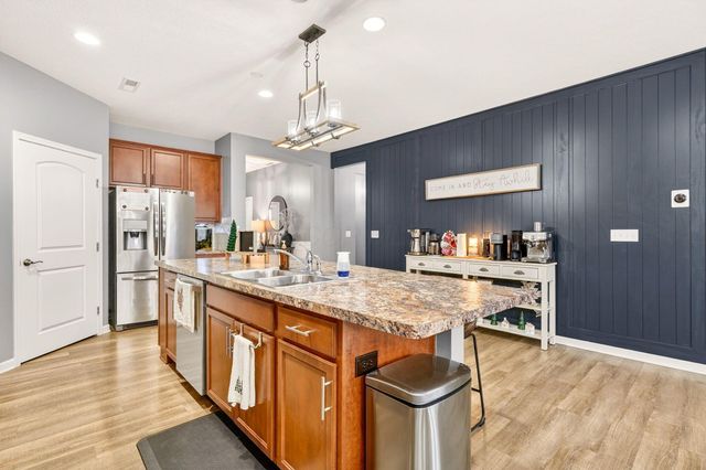 913 Zeller Circle, Pickerington, OH 43147