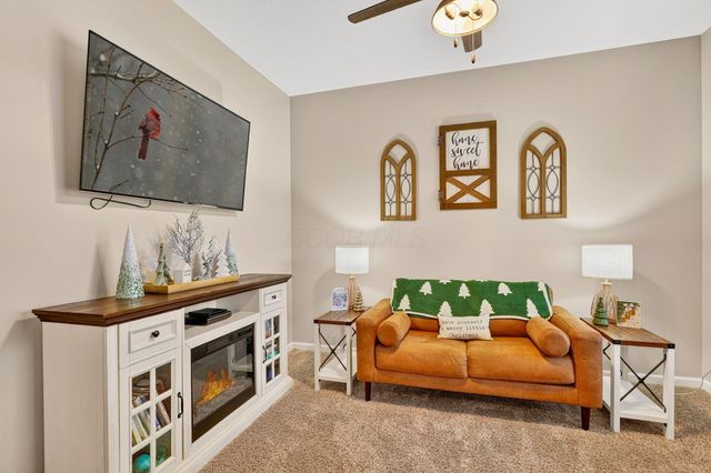 913 Zeller Circle, Pickerington, OH 43147