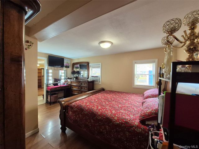 172 Argyle Avenue, Uniondale, NY 11553