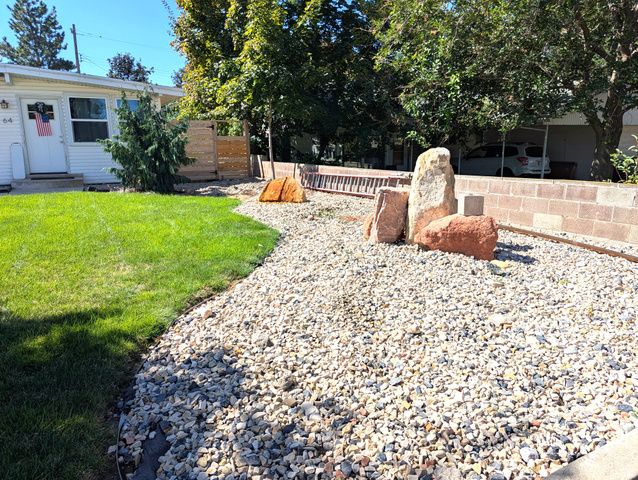 64 E 200 N, North Salt Lake, UT 84054