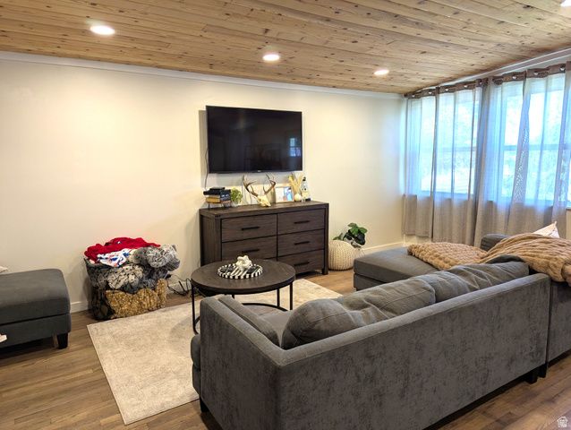 64 E 200 N, North Salt Lake, UT 84054