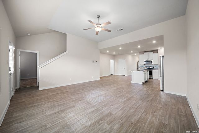 6914 Cetera, Converse, TX 78109