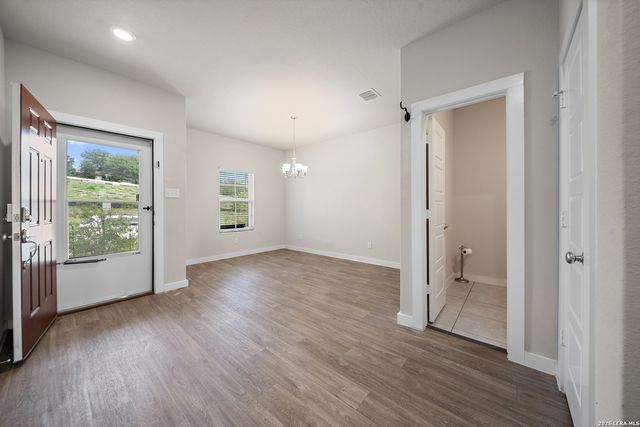 6914 Cetera, Converse, TX 78109