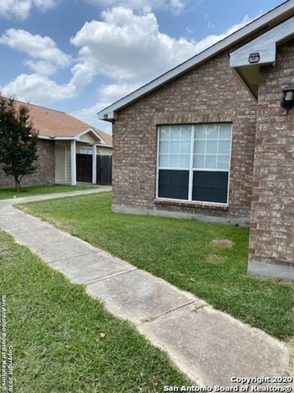 5607 lakebend west UNIT 1, San Antonio, TX 78244