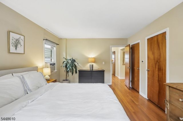 8 Sheridan Ave, West Orange Twp., NJ 07052