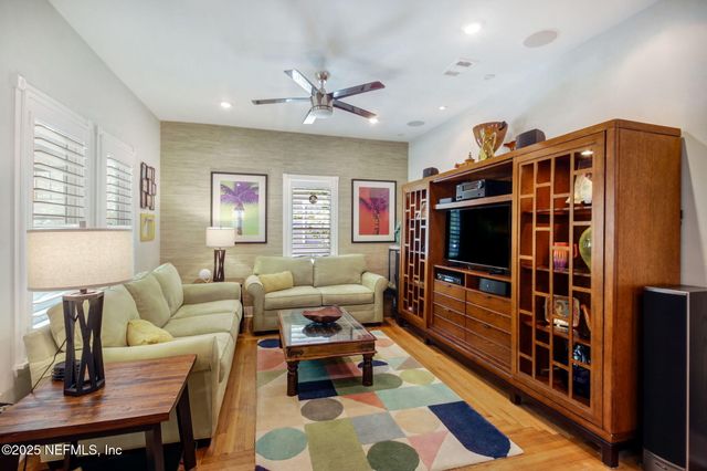 2811 POST Street, Jacksonville, FL 32205