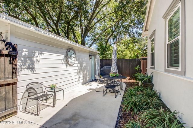 2811 POST Street, Jacksonville, FL 32205