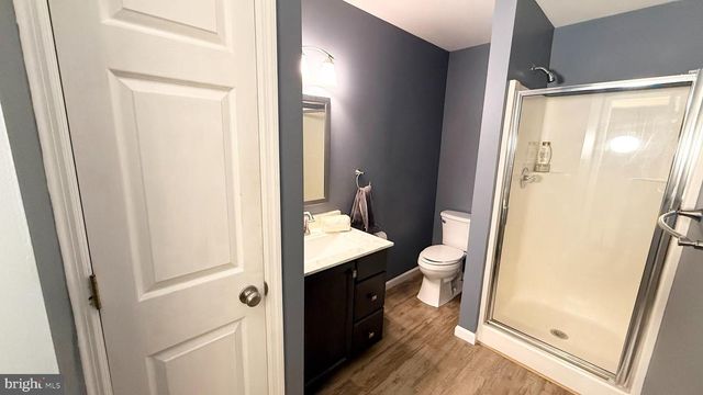 100 MEADOWCROFT DR, Lancaster, PA 17603