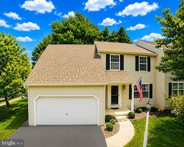 100 MEADOWCROFT DR, Lancaster, PA 17603