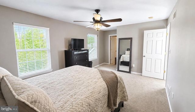 100 MEADOWCROFT DR, Lancaster, PA 17603