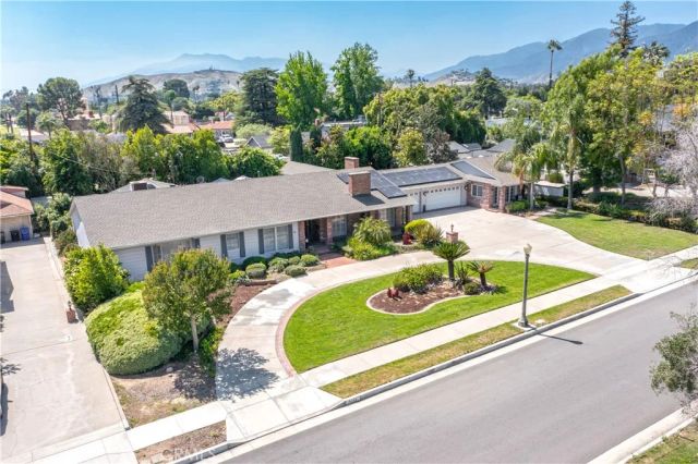 3152 Parkside Drive, San Bernardino, CA 92404