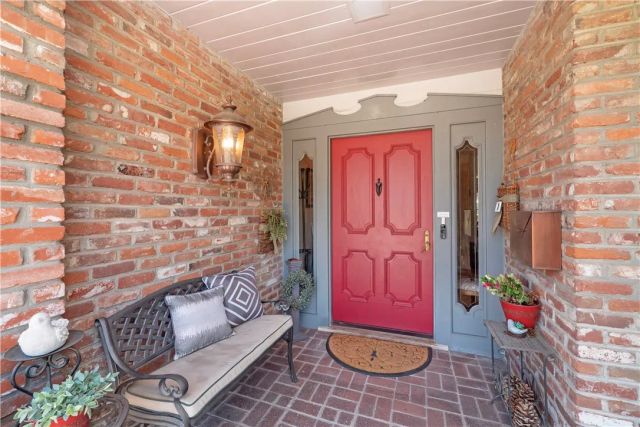 3152 Parkside Drive, San Bernardino, CA 92404