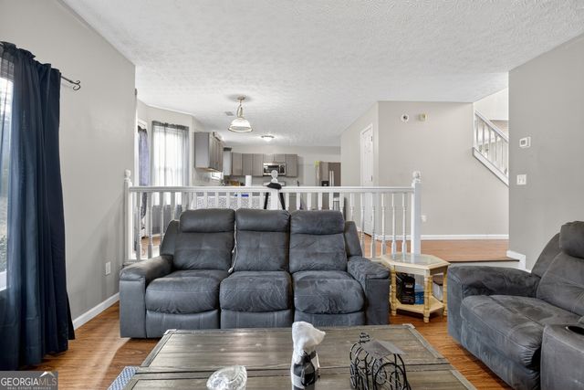 2792 Brandon Lake Drive, Snellville, GA 30039