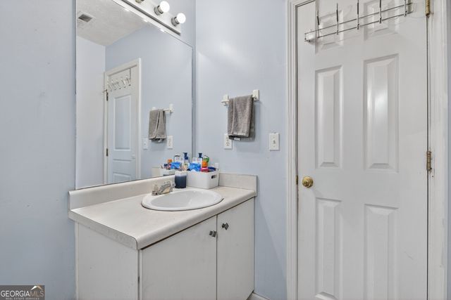 2792 Brandon Lake Drive, Snellville, GA 30039