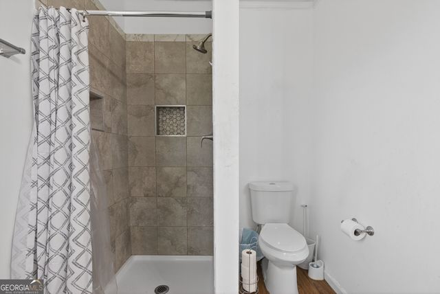 2792 Brandon Lake Drive, Snellville, GA 30039