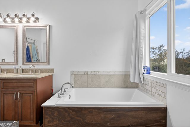 2792 Brandon Lake Drive, Snellville, GA 30039