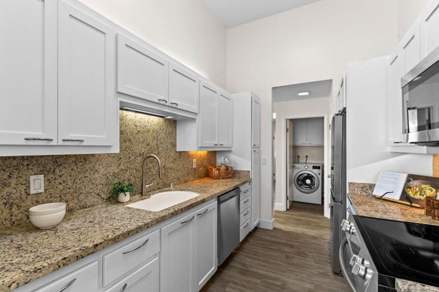 614 Portofino Lane, Foster City, CA 94404