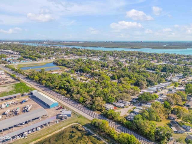 420 Perdita Avenue, Edgewater, FL 32132