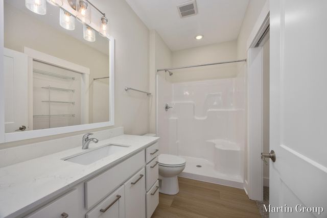 2247 Watertown Way, Grand Rapids, MI 49505