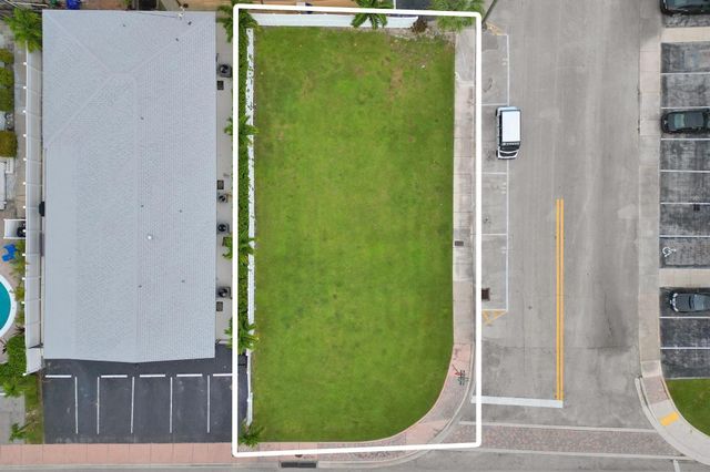 4200 N Ocean Dr, Lauderdale By The Sea, FL 33308