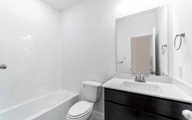 1825 Acorn Creek Circle, Mesquite, TX 75181