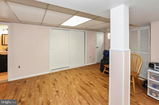 40 TRENT RD, Wynnewood, PA 19096