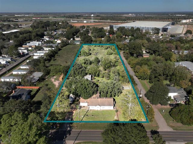 31742 Waller Tomball Road, Waller, TX 77484