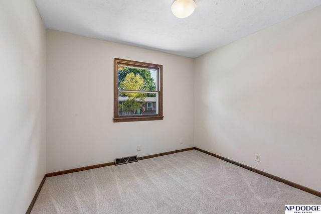 7305 Washington Street, Ralston, NE 68127