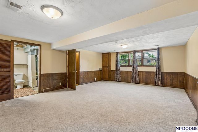 7305 Washington Street, Ralston, NE 68127