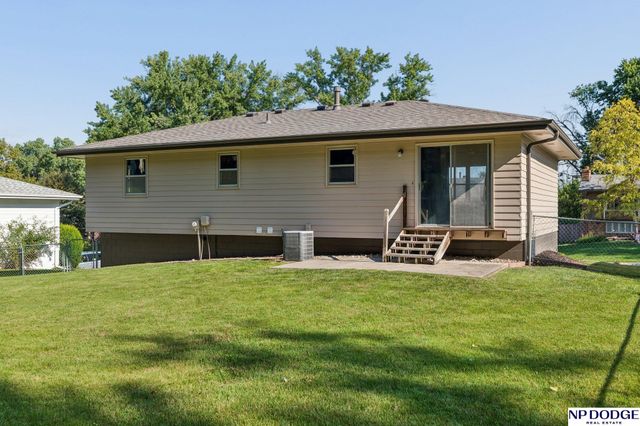 7305 Washington Street, Ralston, NE 68127