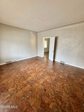 158 Everett Street, Toledo, OH 43608