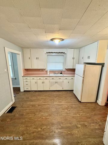158 Everett Street, Toledo, OH 43608
