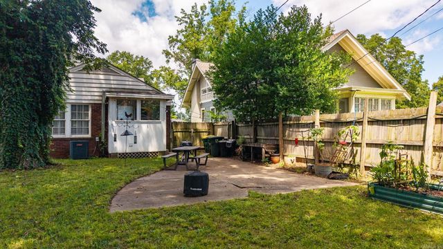 2005 S State Street, Little Rock, AR 72206