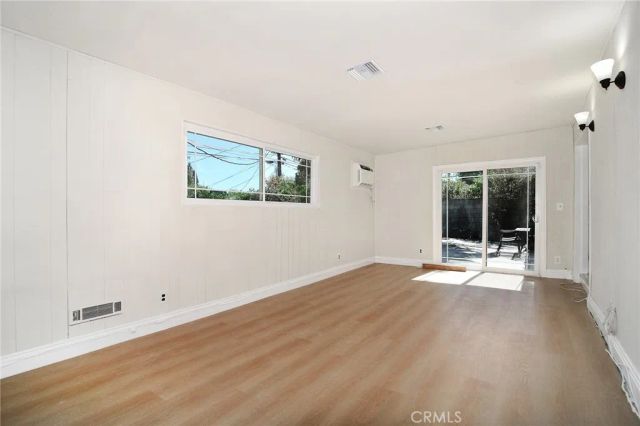 6162 Peterson, Woodland Hills, CA 91367