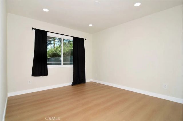 6162 Peterson, Woodland Hills, CA 91367