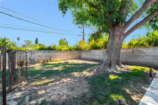 6162 Peterson, Woodland Hills, CA 91367