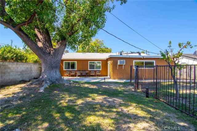6162 Peterson, Woodland Hills, CA 91367