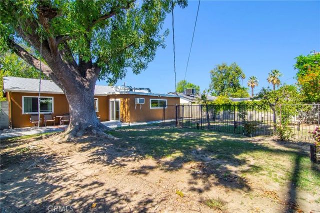 6162 Peterson, Woodland Hills, CA 91367