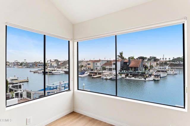 4320 Meridian Avenue, Oxnard, CA 93035