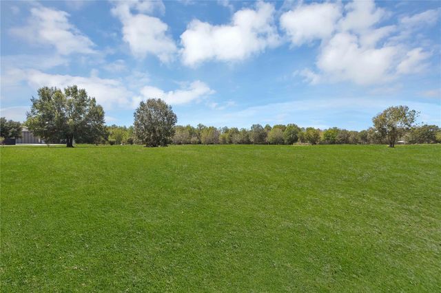 L8 Air Park Drive, Livingston, TX 77351