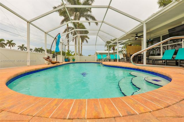 450 Bayshore Drive, Cape Coral, FL 33904