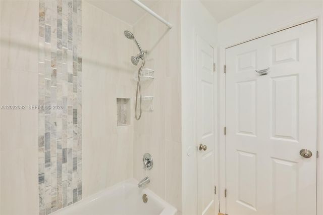 450 Bayshore Drive, Cape Coral, FL 33904