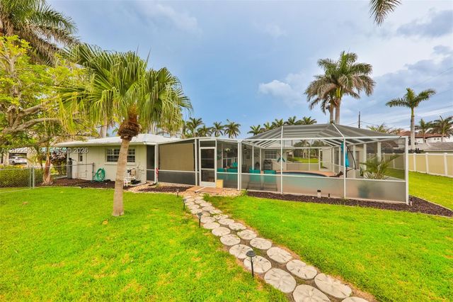 450 Bayshore Drive, Cape Coral, FL 33904