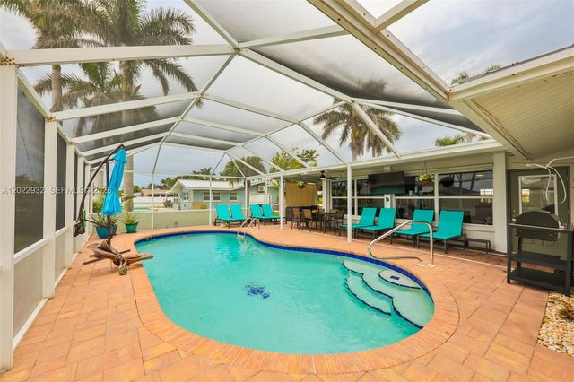 450 Bayshore Drive, Cape Coral, FL 33904